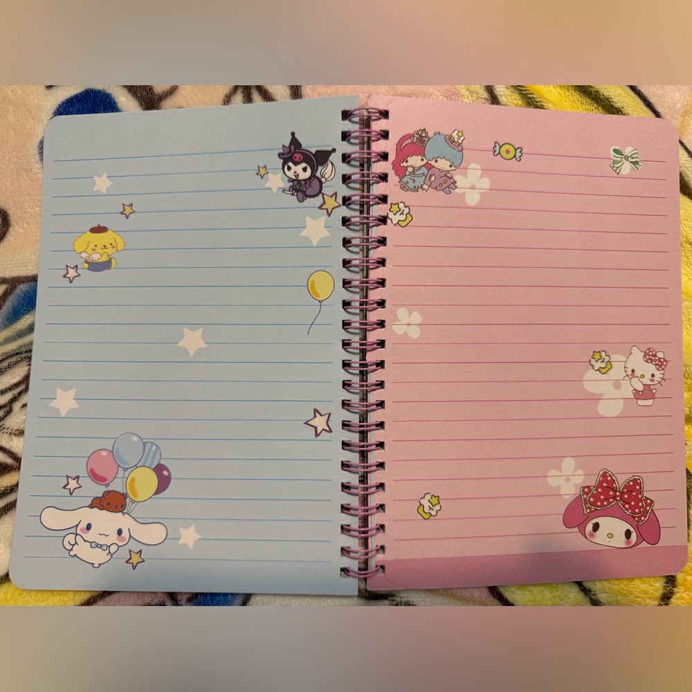 🆕 Hello Kitty Spiral Notebook - Picture 3 of 3